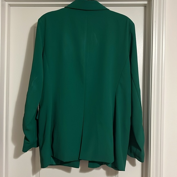 Pink Lily Green Blazer - Picture 3 of 4